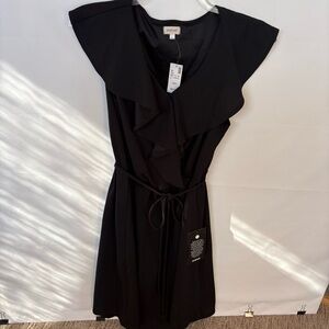 Avenue Ruffle Dress Sz 18/20. PTP 22”. Waist 36”-46”with stretch  
Length 42”